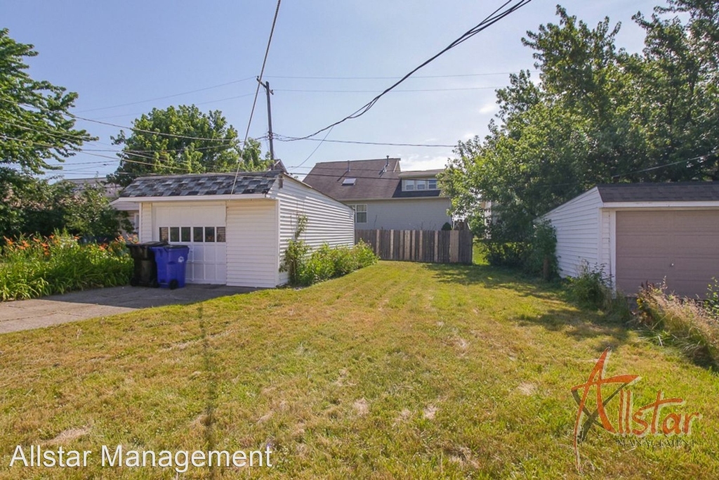 4661 W 146 St - Photo 2