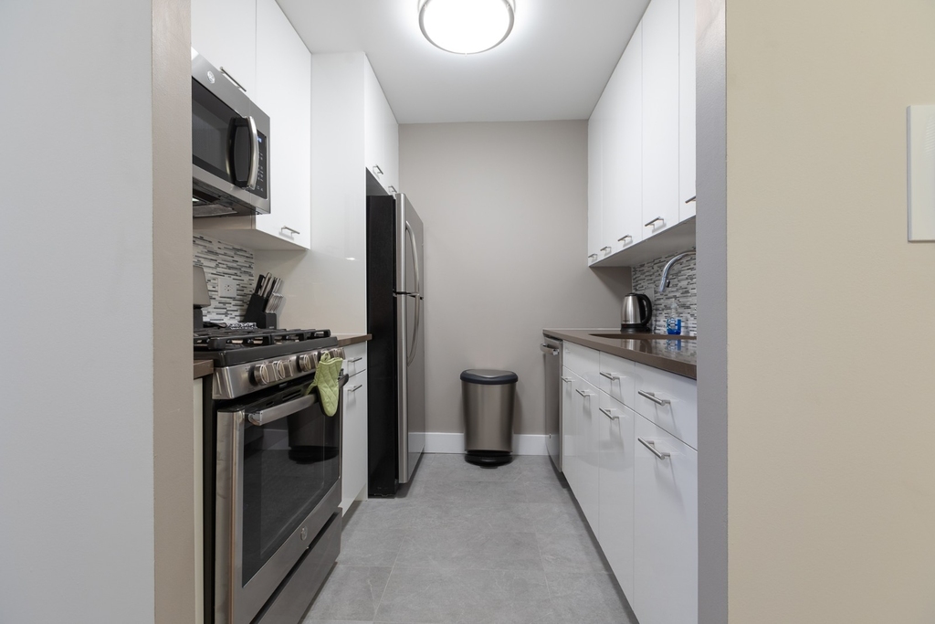 175 East 96th Street - Photo 16