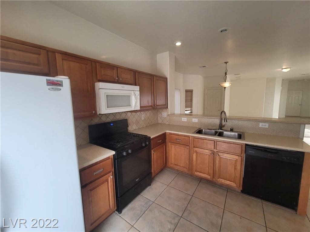 9004 Spotted Tail Avenue - Photo 39