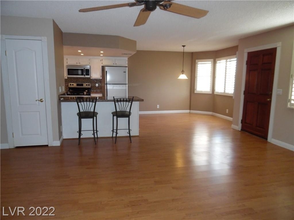 7909 Esterbrook Way - Photo 6