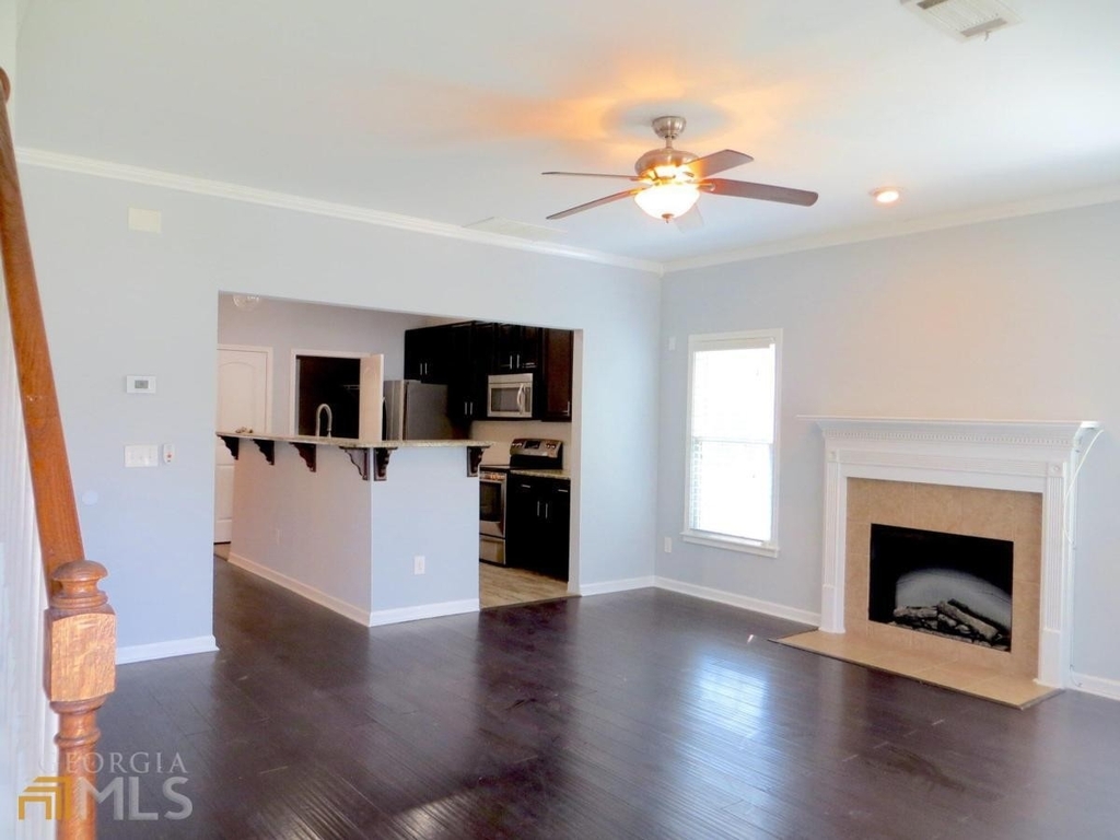 1194 Oakland Lane Sw - Photo 2