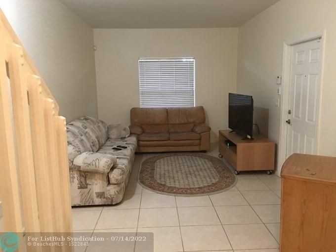 12266 Sw 27th St - Photo 2