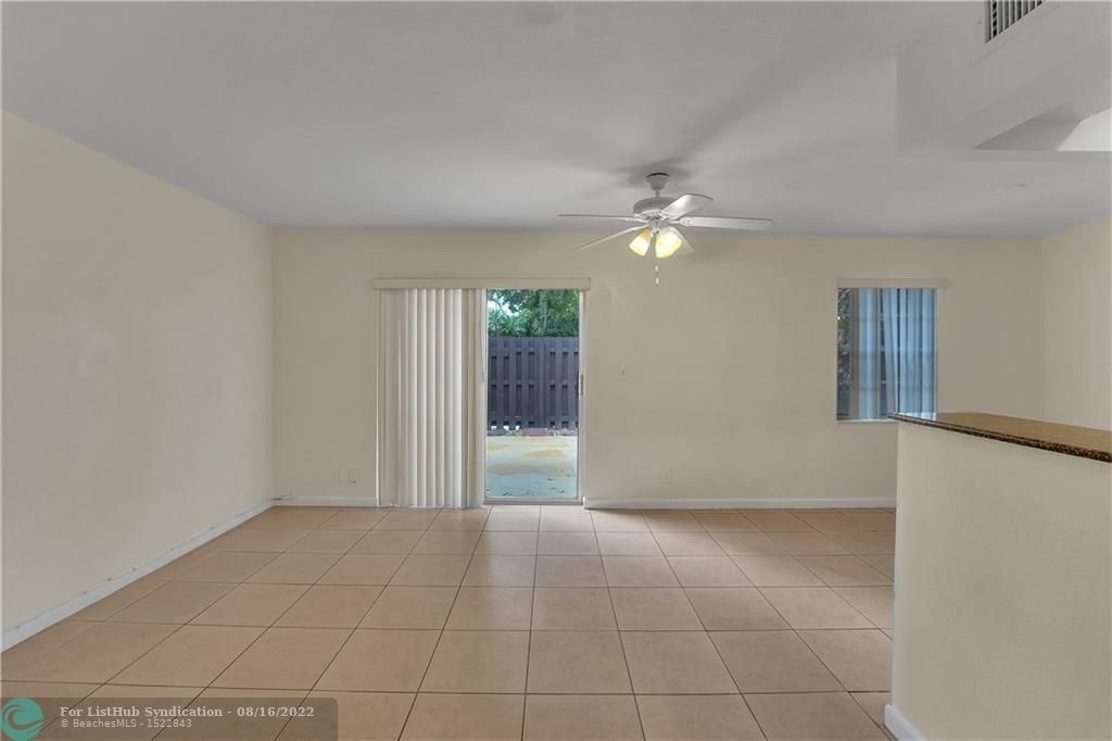 8018 Sw 18th Ct - Photo 4