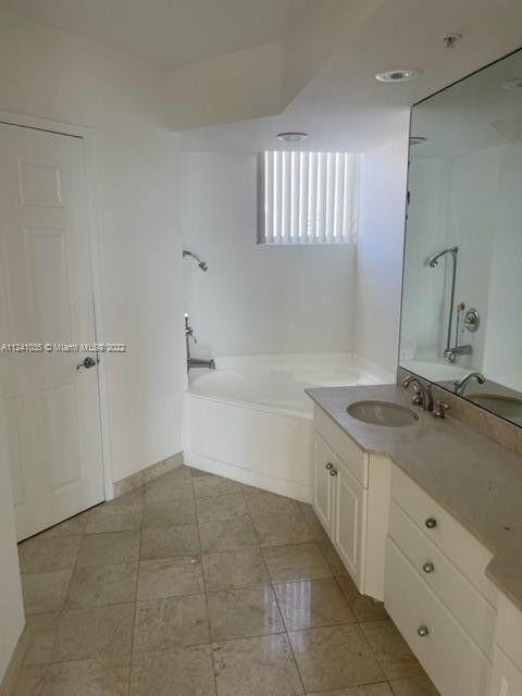 3370 Ne 190th St - Photo 6