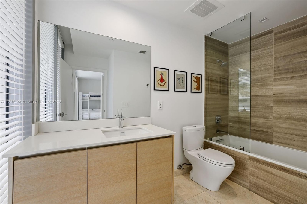 9501 Collins Ave - Photo 8