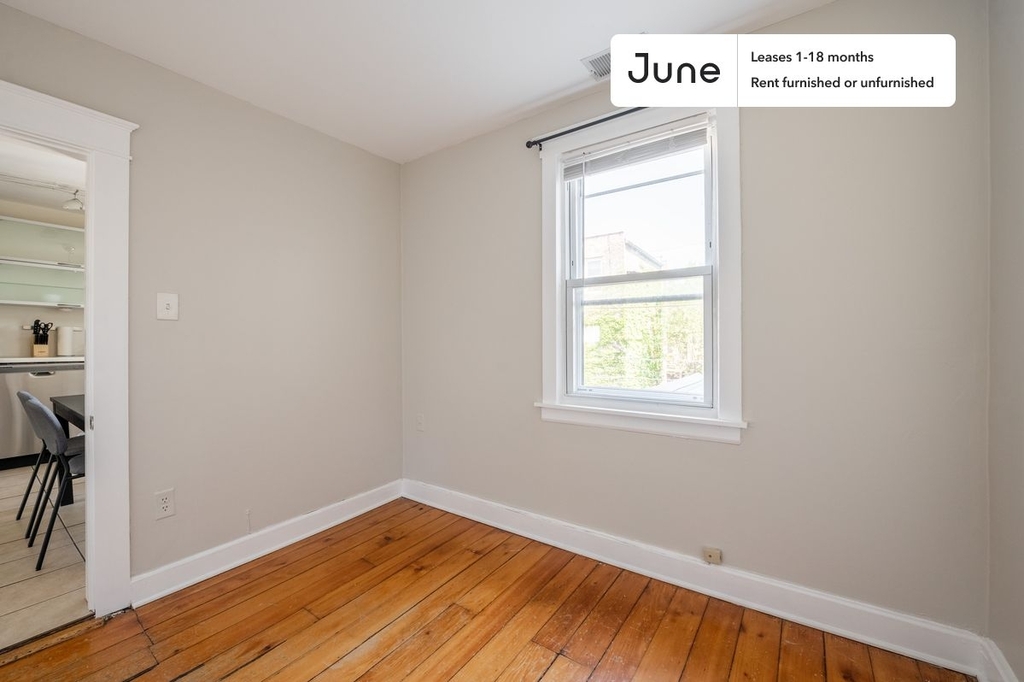 2052 West Huron Street - Photo 14