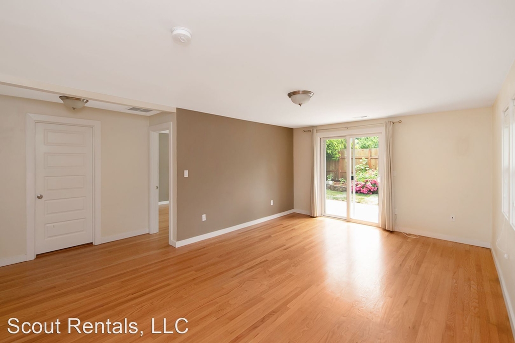 5910 Ne 52nd Ave - Photo 5