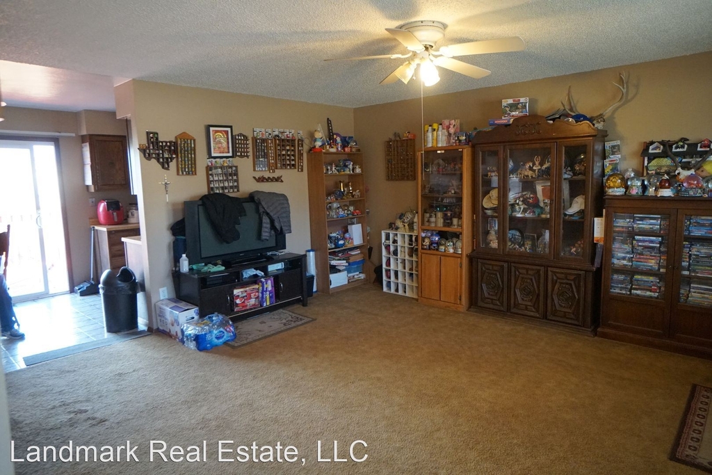 6110 Tuckerman Lane - Photo 3