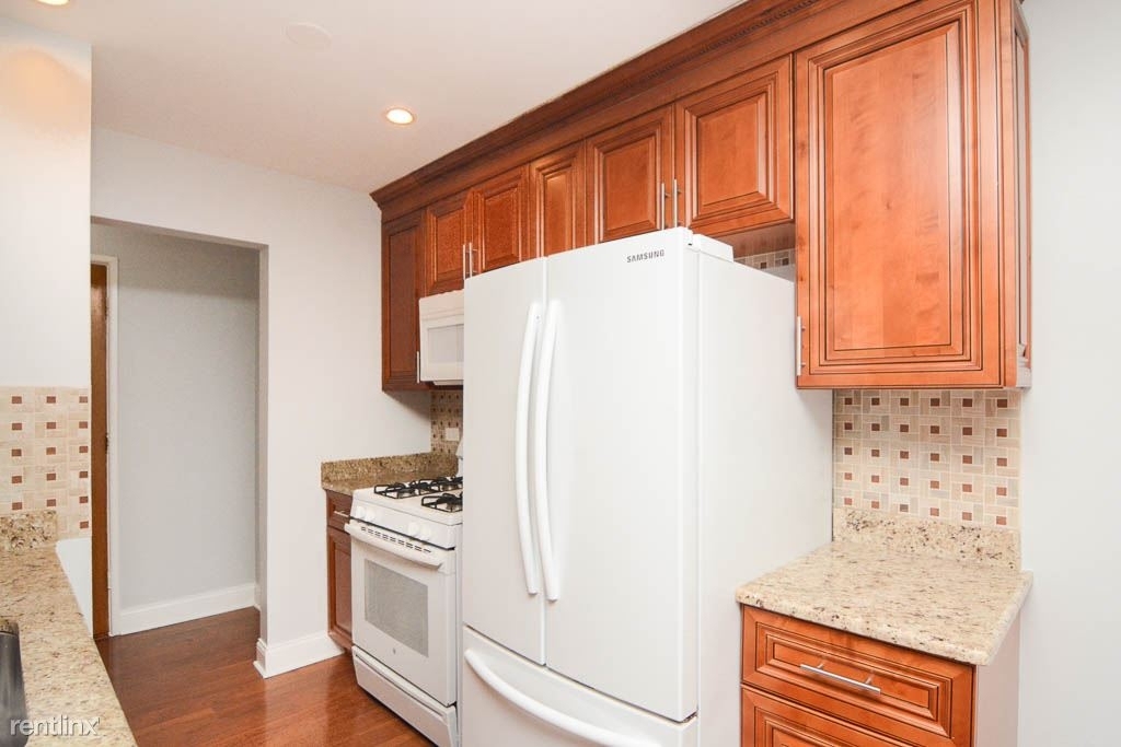 6201 N. Kenmore, Unit 4a - Photo 1