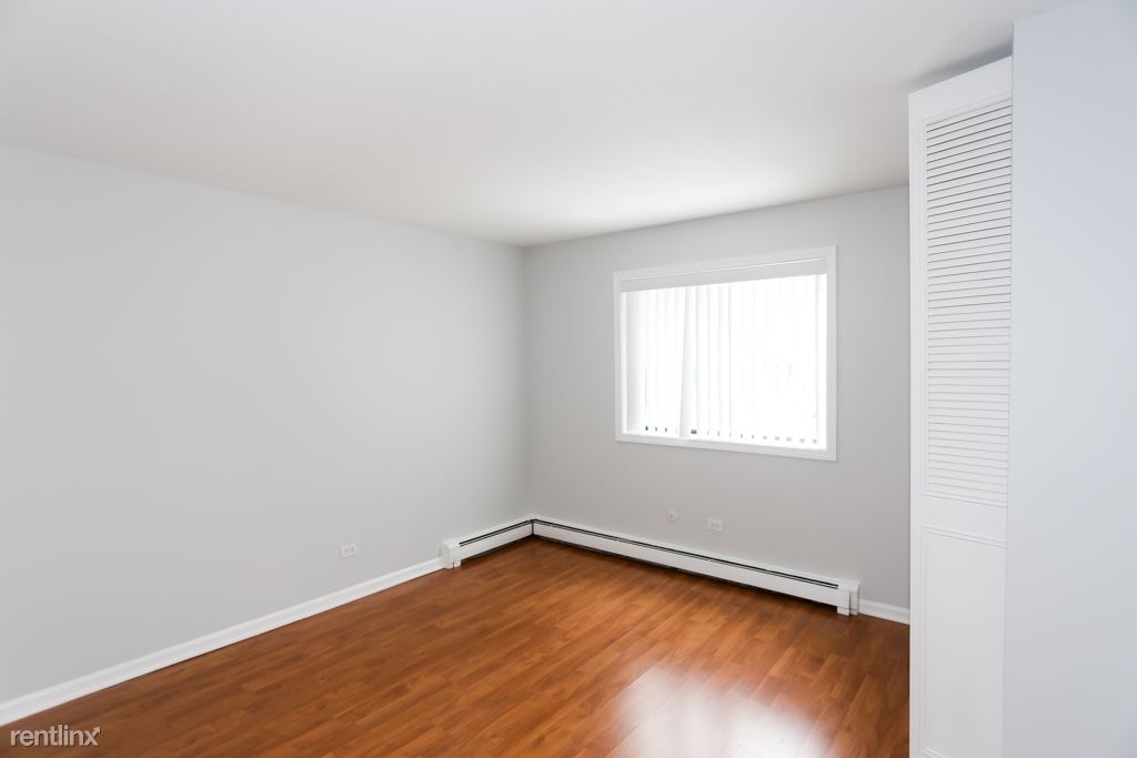 6201 N. Kenmore, Unit 202 - Photo 11