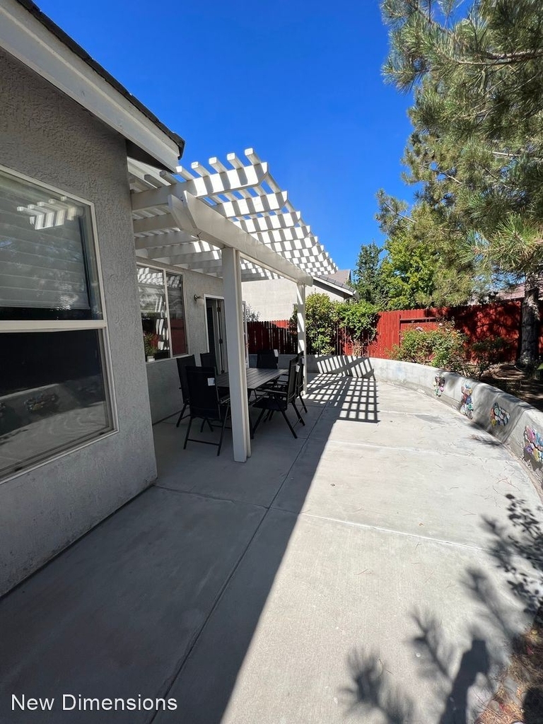 10230 Wolf Ridge Way - Photo 13