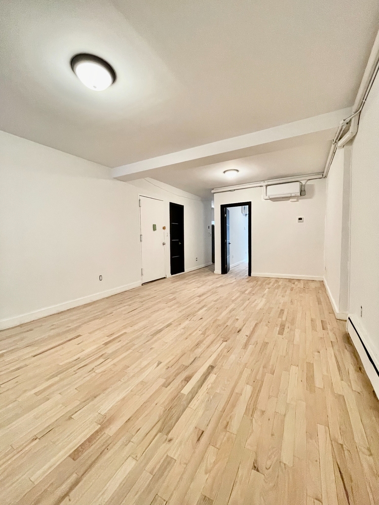 113 Rivington Street  - Photo 1