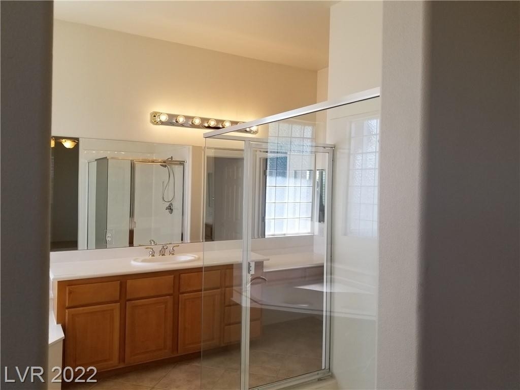 10863 Franklin Hills Avenue - Photo 16