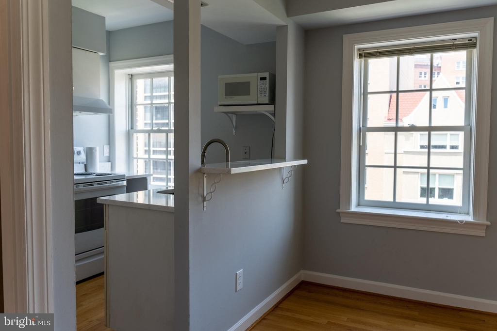 1426 21st Street Nw - Photo 3