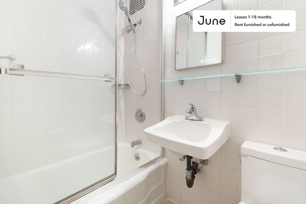 408 West 22nd Street - Photo 11