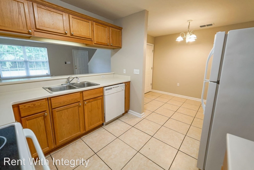 241 Dixie Drive Unit 6 - Photo 10