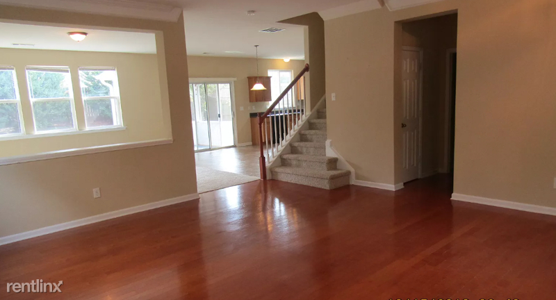 55 Brookview Dr - Photo 3