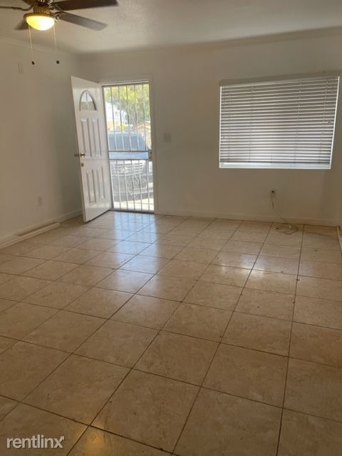 832 W Rosecrans Ave - Photo 0