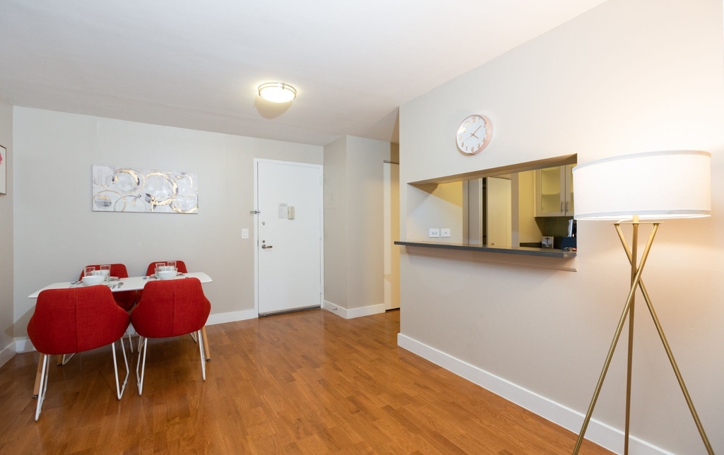 189 West 89th Street - Photo 5