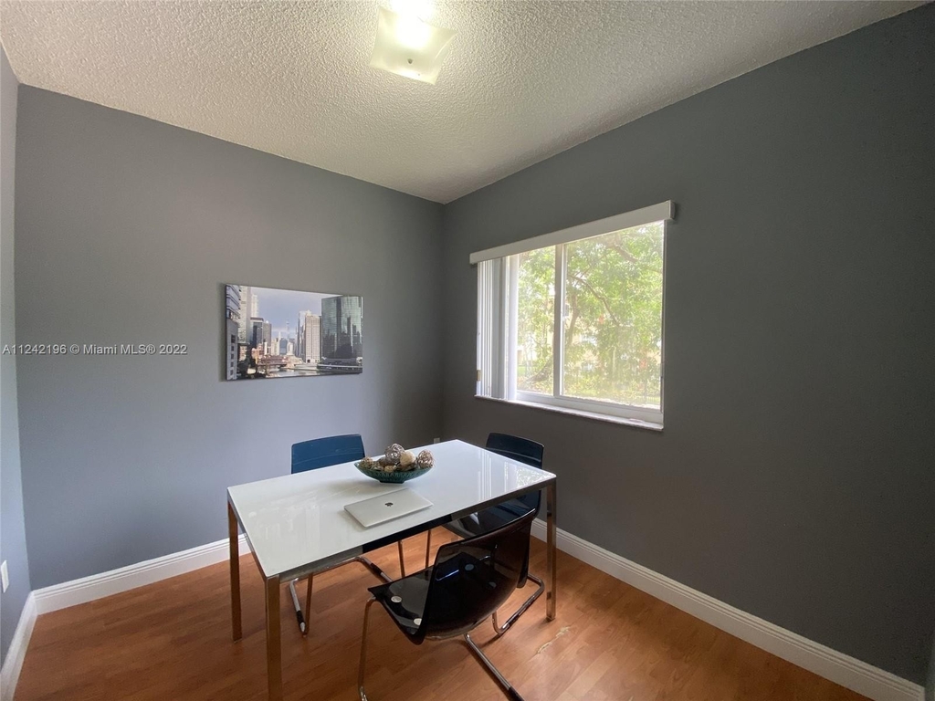 7085 Nova Dr - Photo 4