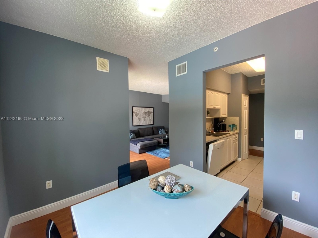 7085 Nova Dr - Photo 8