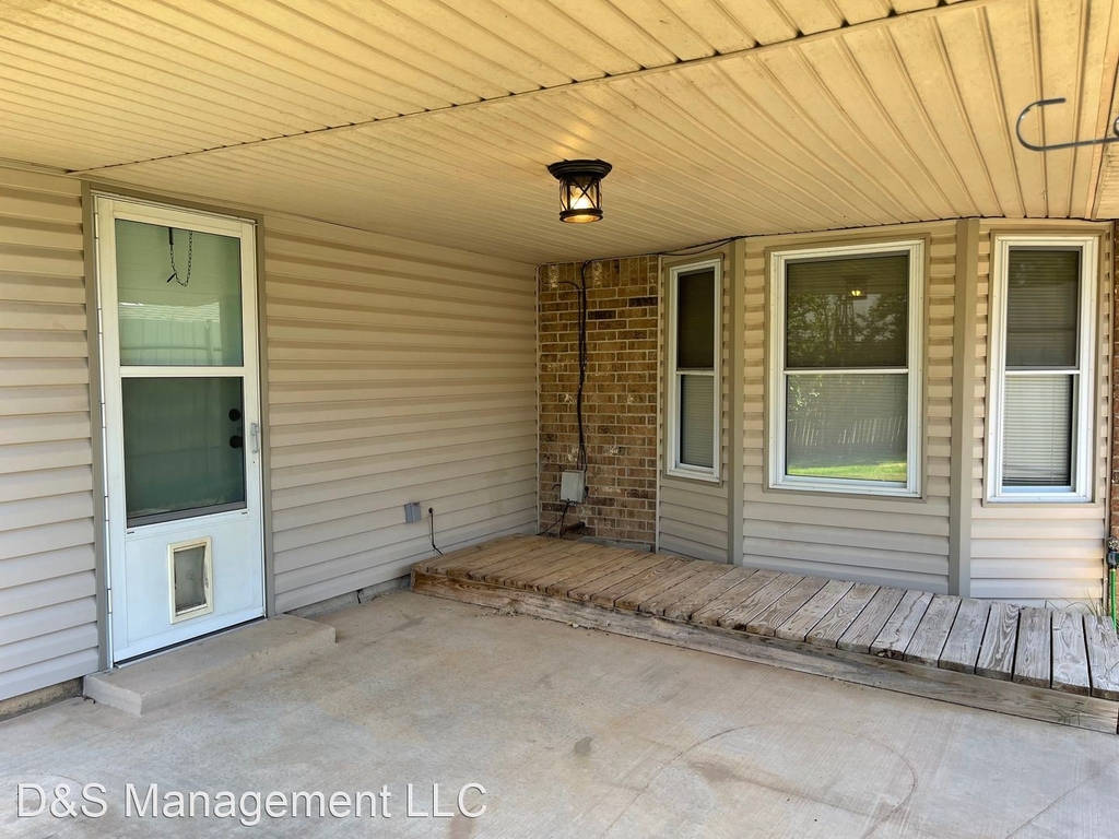 621 Cypress Drive - Photo 10