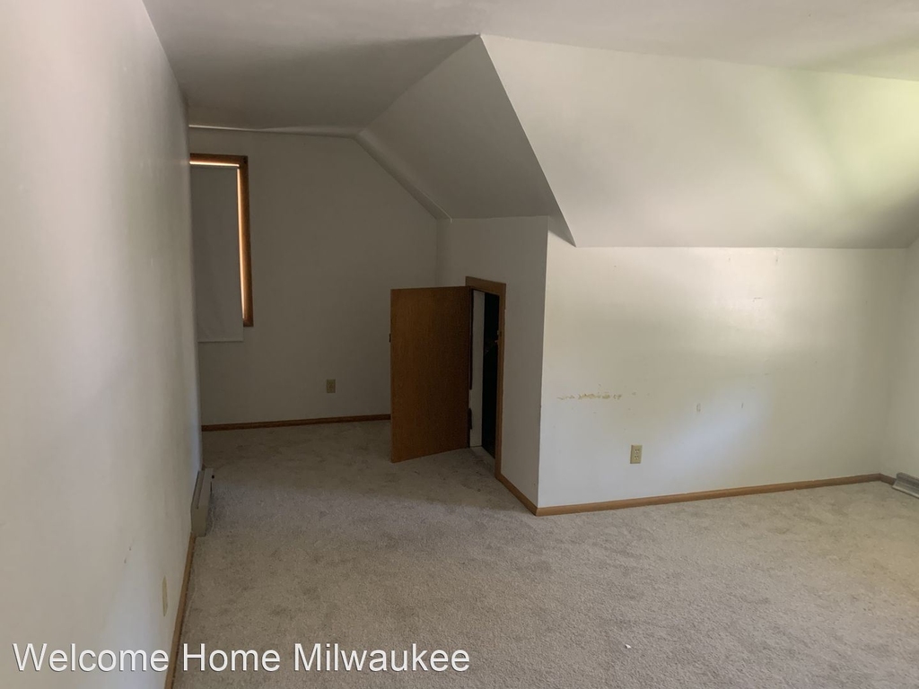 8080 W Potomac Avenue - Photo 3