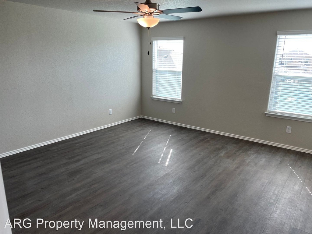 12908 Candace Way - Photo 12