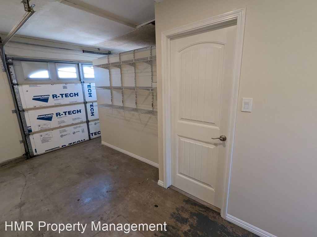 1405 W. Marcella Court - Photo 37