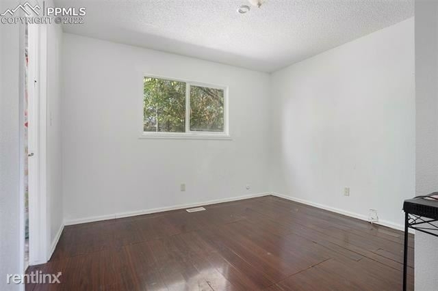 4029r Shelley Avenue - Photo 14