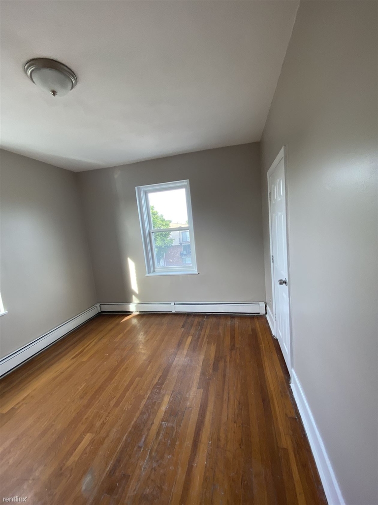 167 N Common St Apt 36 - Photo 8