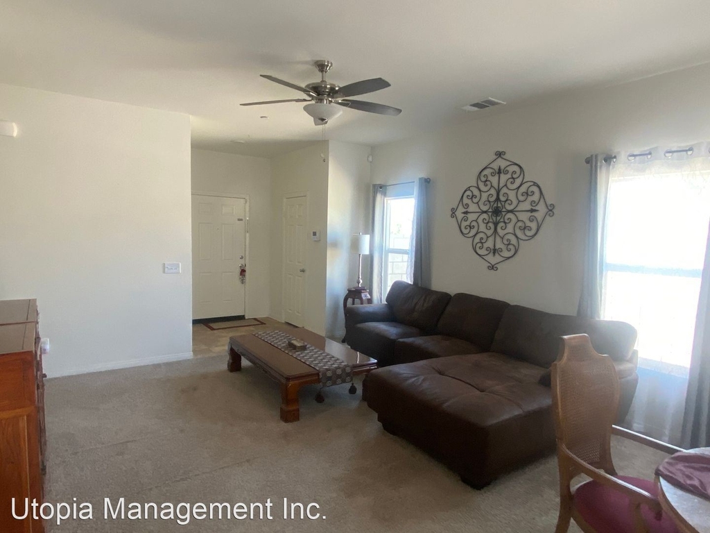 26415 Redoak St. - Photo 1