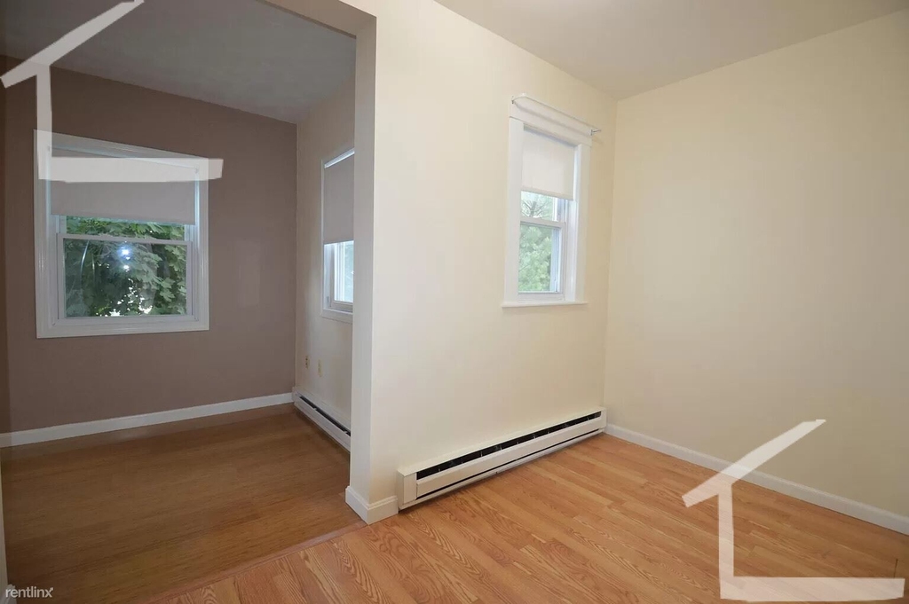 39 Montfern Ave Apt 2 - Photo 2