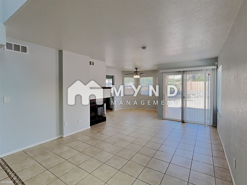 5100 W Albatross Pl - Photo 1