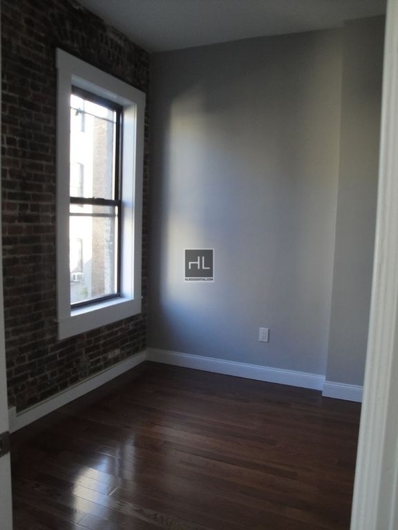 West 111 Street - Photo 2