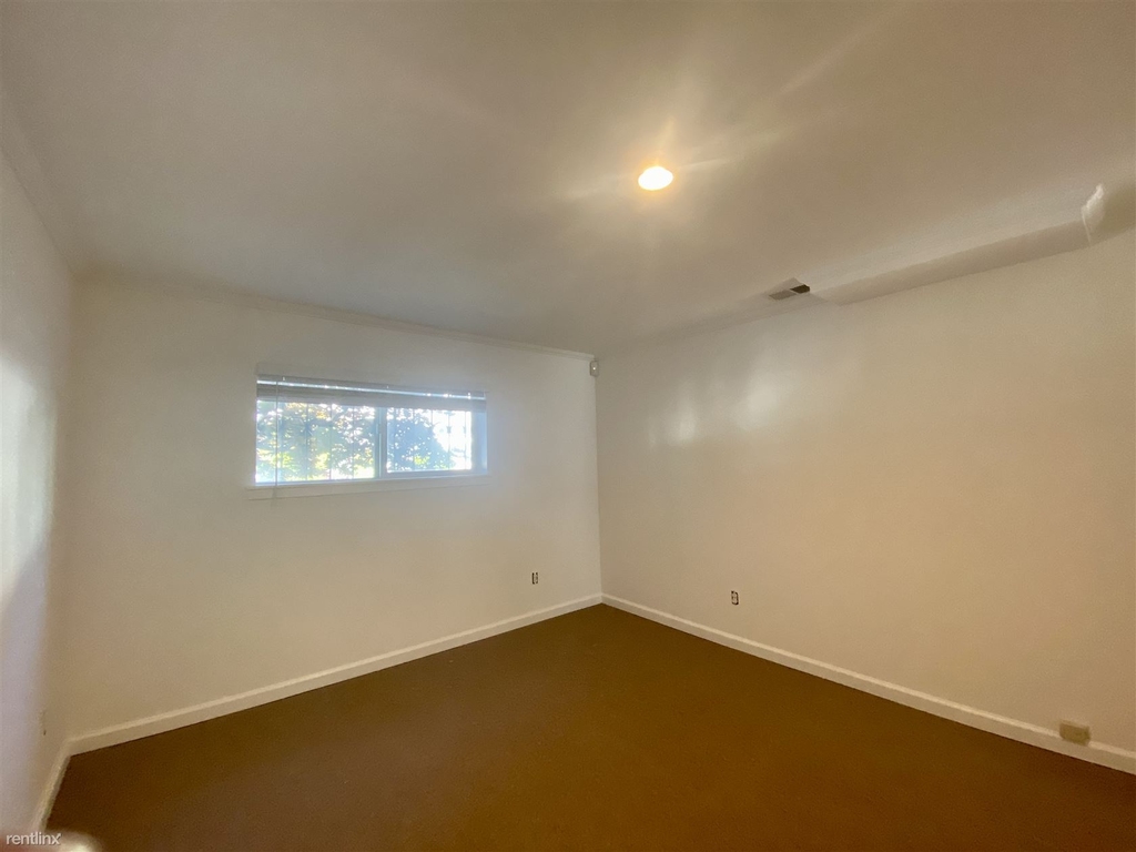 239 Dellbrook Ave - Photo 11