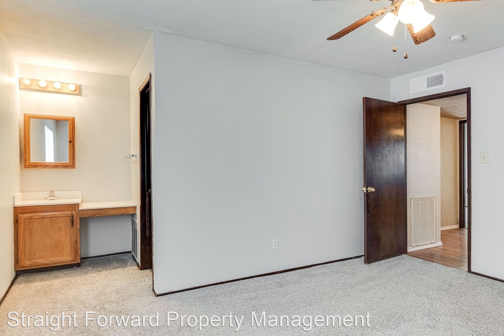 5905 Deerfoot Trl - Photo 22