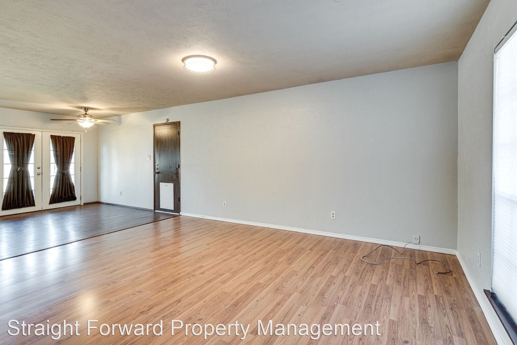 5905 Deerfoot Trl - Photo 4