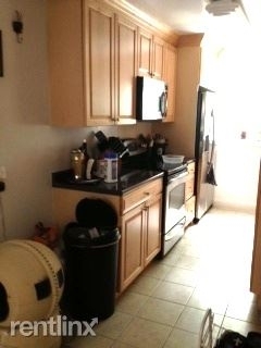 144 Newton St Apt 1a - Photo 5