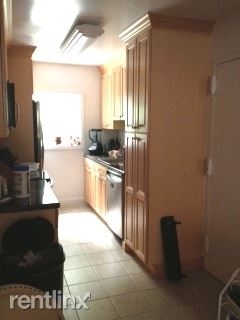 144 Newton St Apt 1a - Photo 0