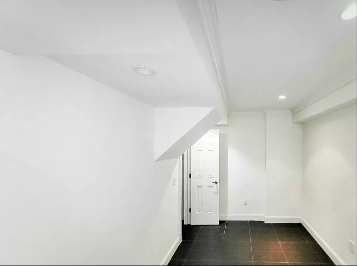 332 East 71st Street - Photo 7