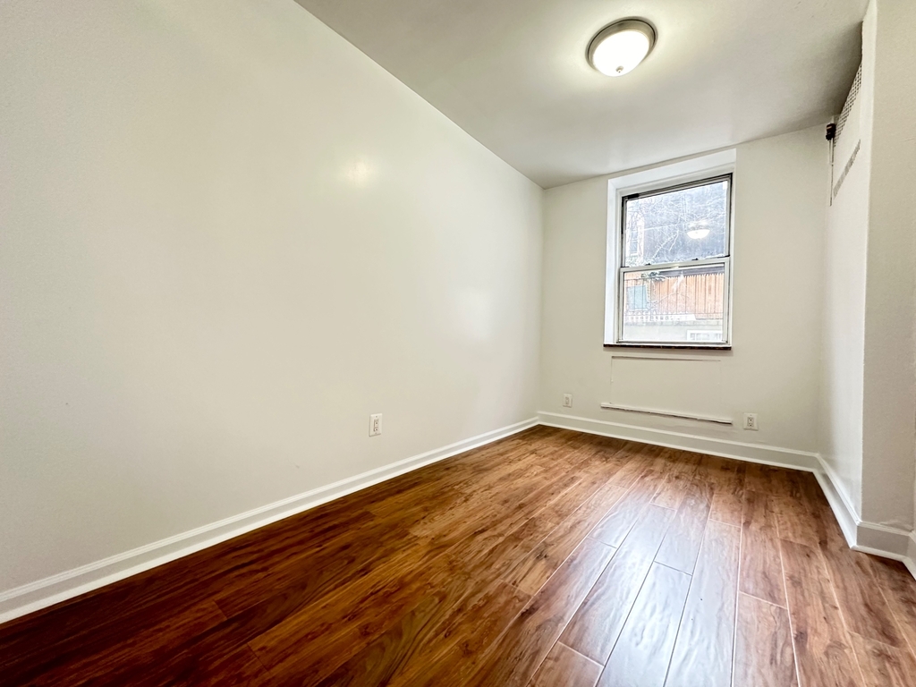 316 East 83rd Street - Photo 10