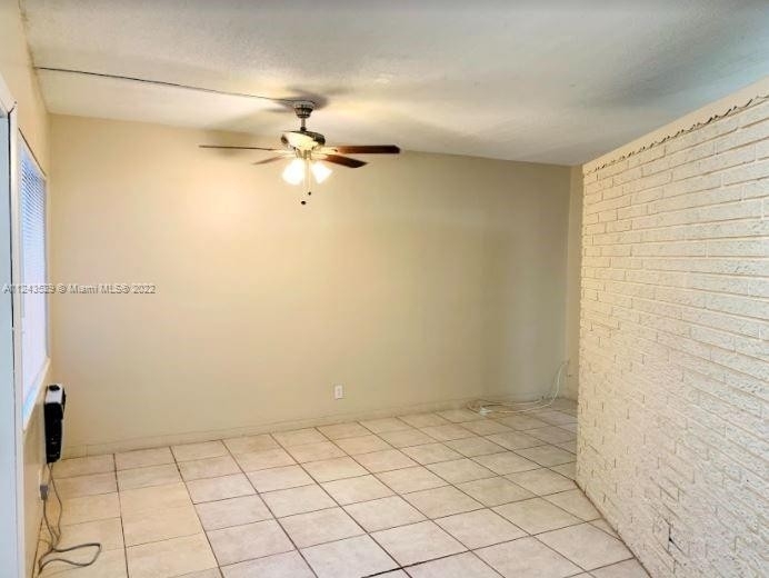 3049 Nw 9th Ave - Photo 3