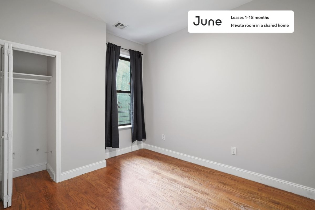 89 Kingston Avenue - Photo 1