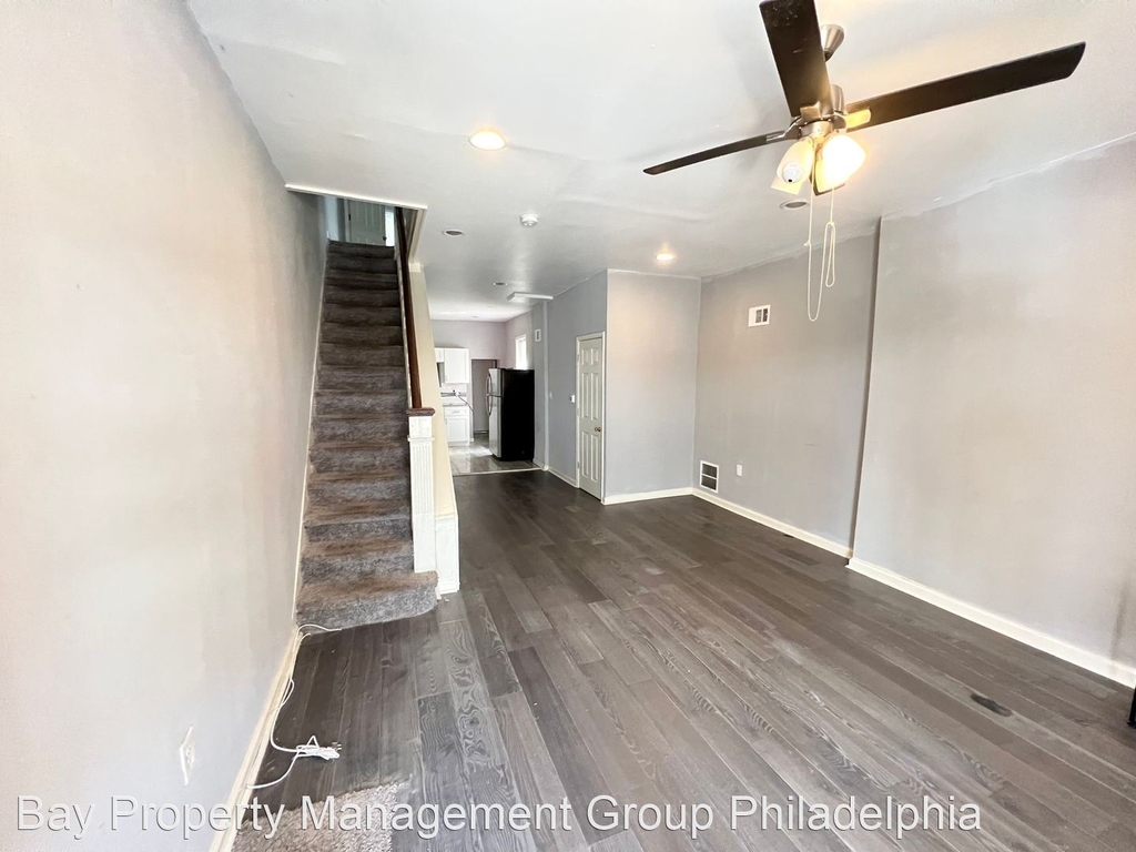 2065 E Atlantic St - Photo 2