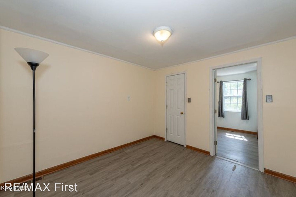 547 Murray Dr. - Photo 12