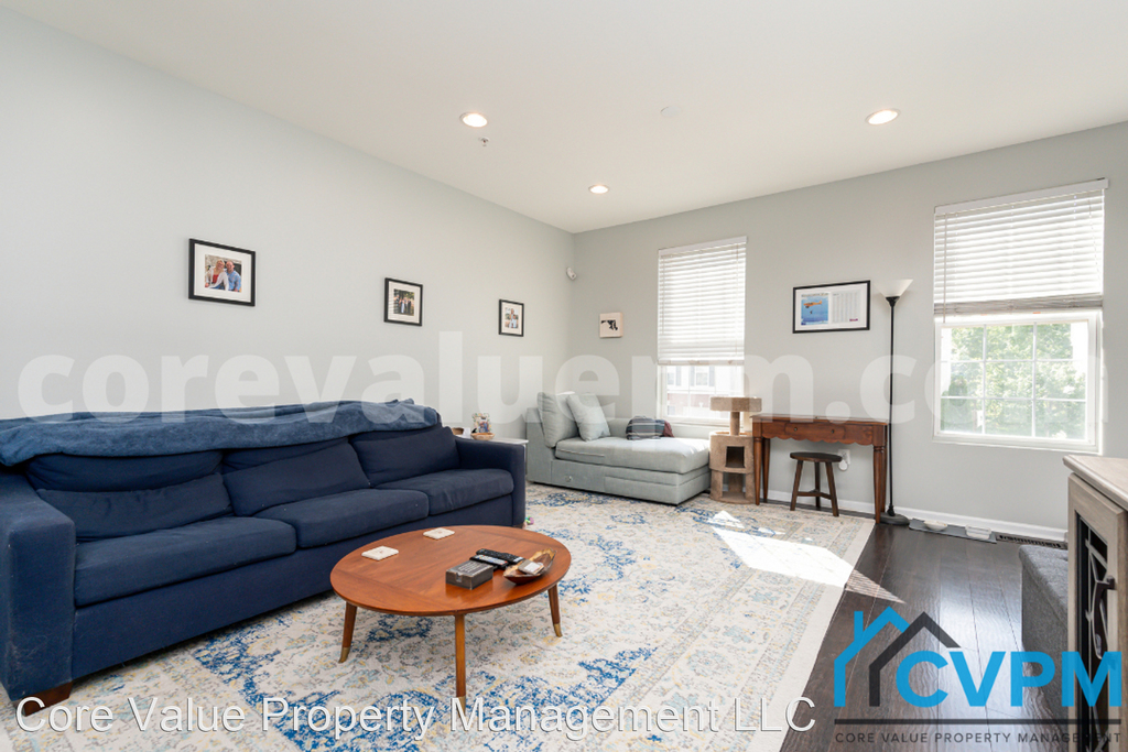 814 Croggan Cres - Photo 14