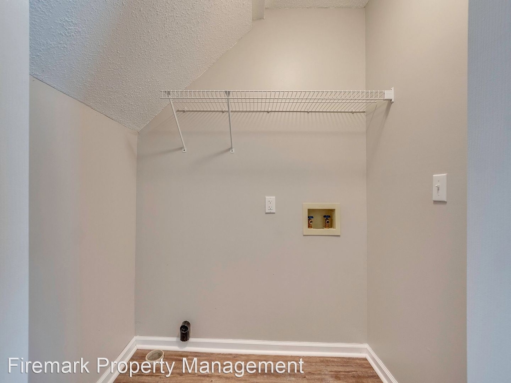 307 Cedar Park Circle - Photo 18