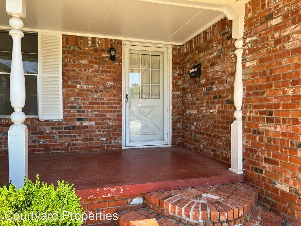 2507 Nw 44th St. - Photo 1