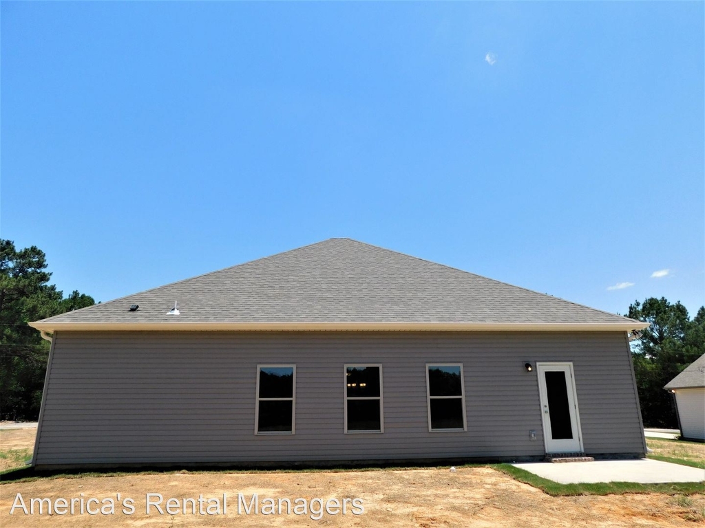 141 Farm Drive - Photo 16